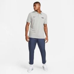 Men's Nike England Matchup Soccer Polo Shirt Matte Silver/Obsidian - DR9718 063 -Deals Adidas Store DR9718 063 M3