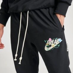 Men's Nike Giannis Standard Issue Connections Dri-FIT Jogger Pants Black - FN7214 010 12 Men's Nike Giannis Standard Issue Connections Dri-FIT Jogger Pants Black - FN7214 010 -Deals Adidas Store FN7214 010 M5