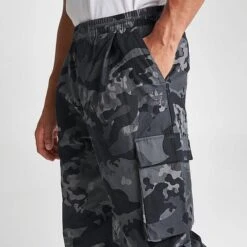 Men's Adidas Originals Camo Graphic Cargo Pants Carbon/Camo - IK3535 099 11 Men's Adidas Originals Camo Graphic Cargo Pants Carbon/Camo - IK3535 099 -Deals Adidas Store IK3535 099 M4
