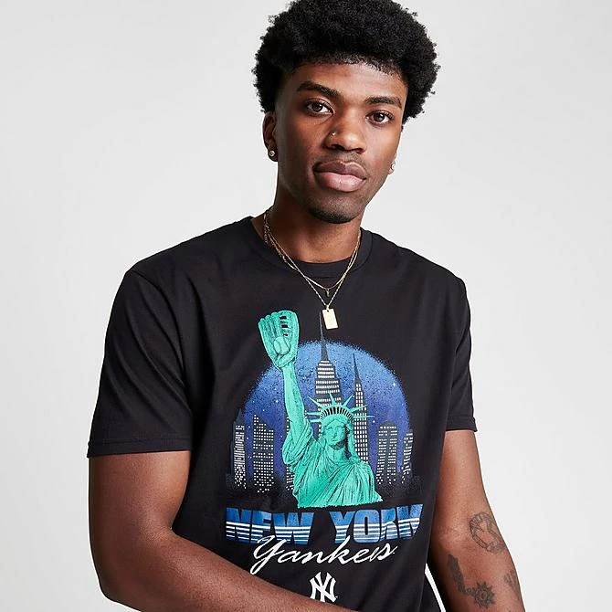 Men's Mitchell & Ness MLB New York Yankees Statue Of Liberty Skyline Graphic T-Shirt Black - RTP22061 010 7 Men's Mitchell & Ness MLB New York Yankees Statue Of Liberty Skyline Graphic T-Shirt Black - RTP22061 010 - Image 5