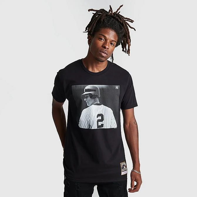 Men's Mitchell & Ness Derek Jeter Printed Graphic T-Shirt Black - YBLCKDJT 001 3 Men's Mitchell & Ness Derek Jeter Printed Graphic T-Shirt Black - YBLCKDJT 001